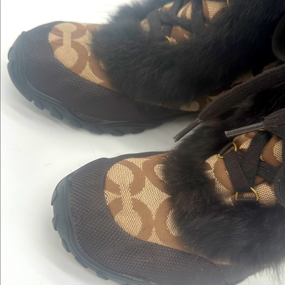 Coach Jennie Signature Fur Trim Lace Up Boots Monogram Khaki Q522 Womens 7.5 B - Picture 12 of 14